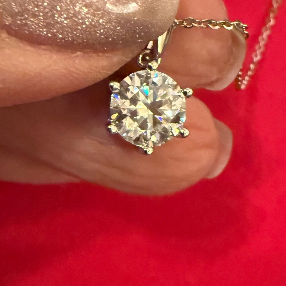 MOISSANITE 925 SILVER 2TCW Solitaire Necklace MSRP:$1 780.00 NWT & GRA - Picture 12 of 12